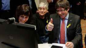 Puigdemont sigue los resultados desde Bruselas