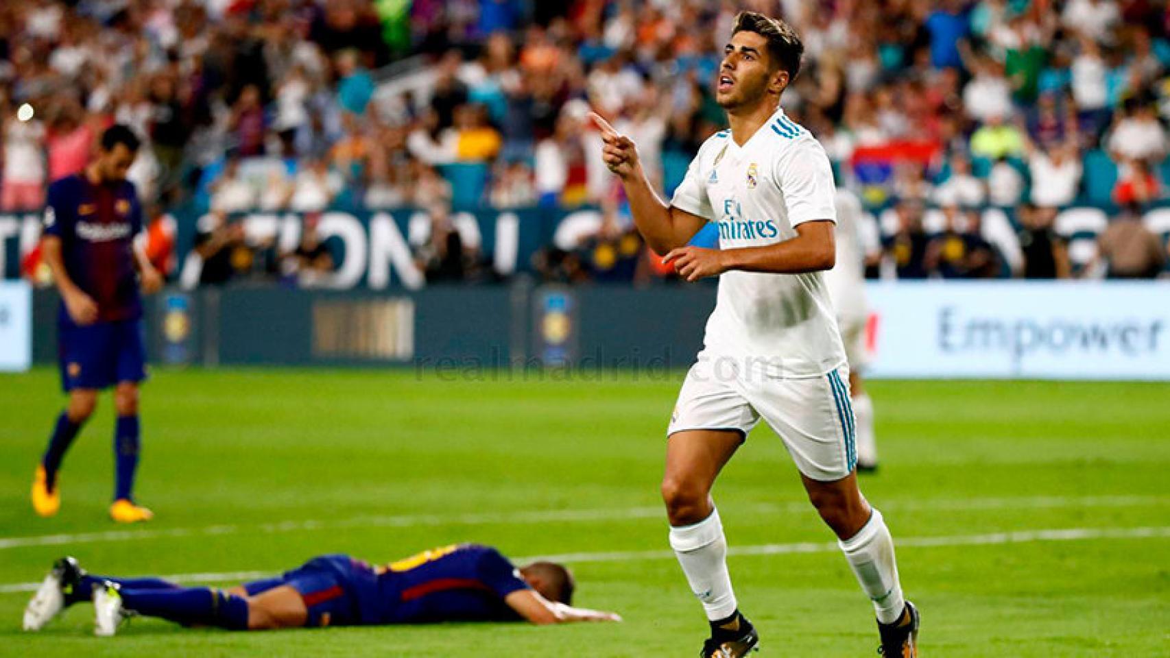 Marco Asensio celebrando un gol en 'El Clásico' en Miami.