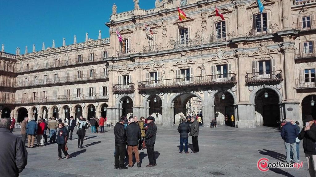 S ancianos plaza mayor