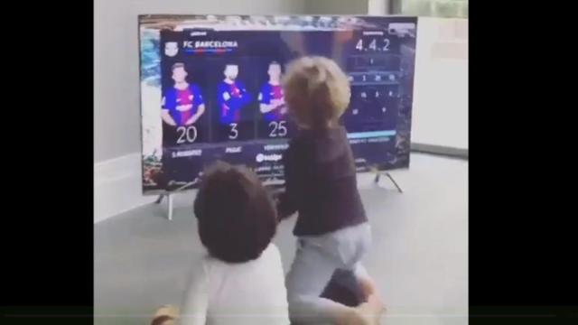 La reacción de los hijos de Vermaelen al verle titular