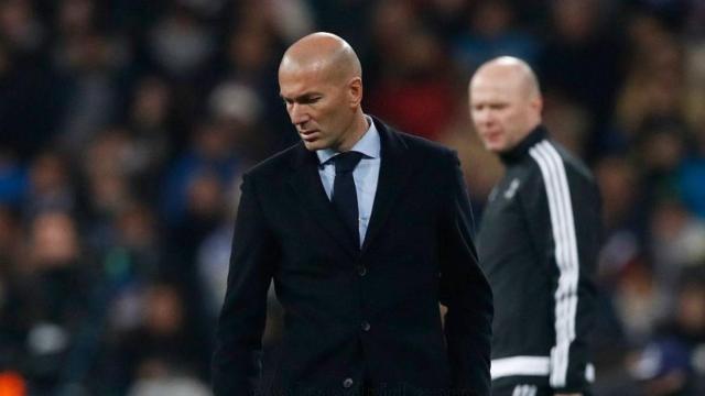 Zidane, en el banquillo