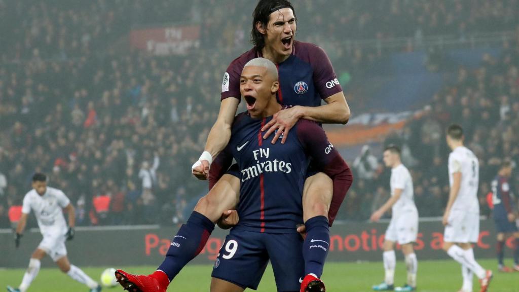 Cavani y Mbappé.