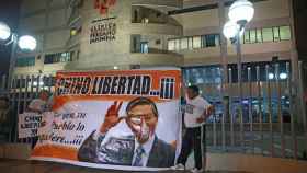 Kuczynski  da el indulto a Alberto Fujimori.