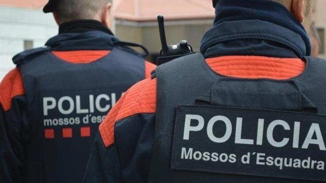 Detienen a un hombre acusado de matar a su mujer en Sant Adrià de Besós (Barcelona)