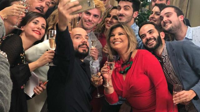 Cómo conseguir un selfie de 'Las Campos' en casa de María Teresa