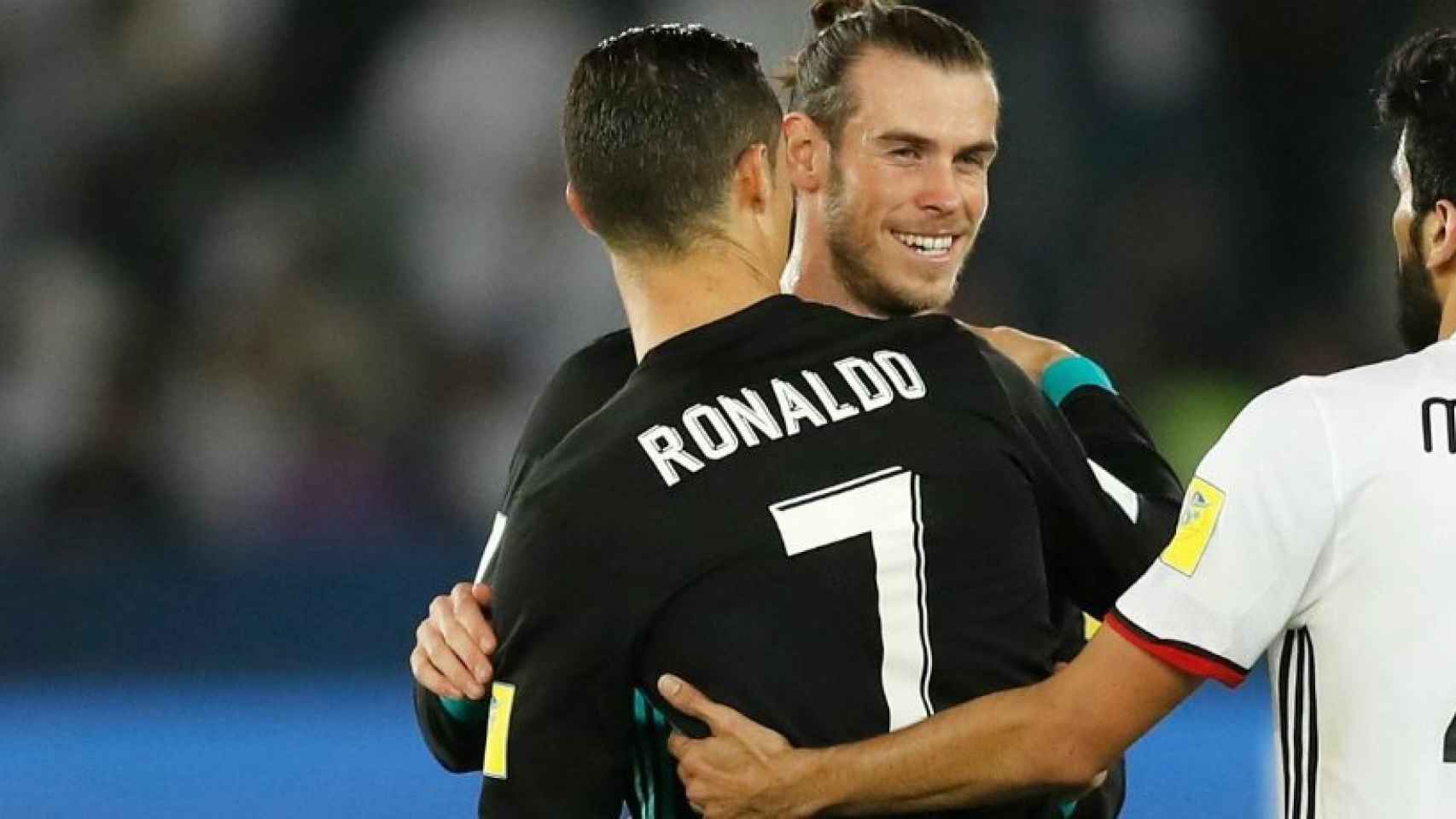 Cristiano felicita a Bale