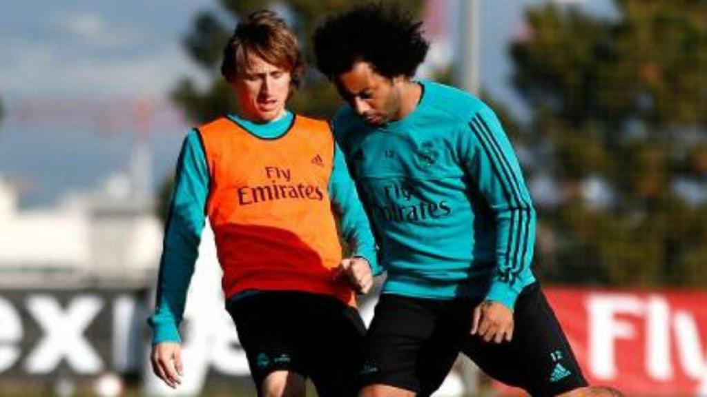 Marcelo y Modric entrenan