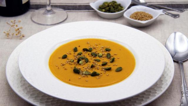 CREMA DE LENTEJAS ROJAS CON VERDURAS AL CURRY - Servir