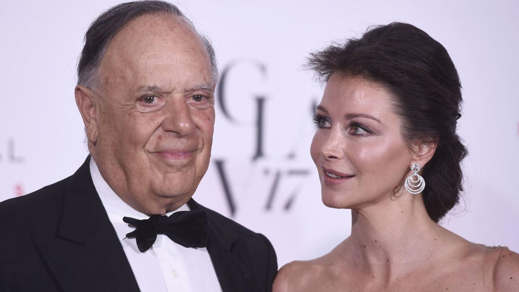 Esther Doña y Carlos Falcó, en el 20 aniversario de la reapertura del Teatro Real en Madrid.