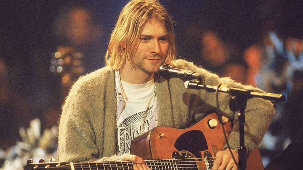 Kurt Cobain durante el célebre concierto de Nirvana en MTV Unplugged, el 18 de noviembre de 1993