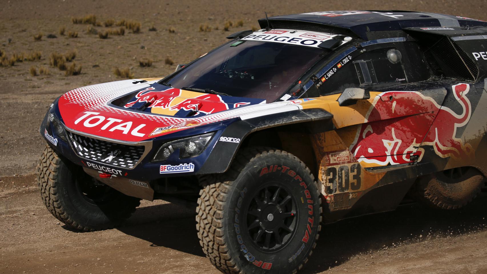 Carlos Sainz en plena sexta etapa del Dakar.