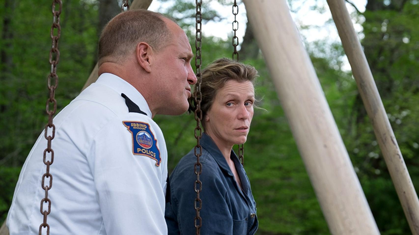 Woody Harrelson y Frances McDormand en Tres anuncios en las afueras.