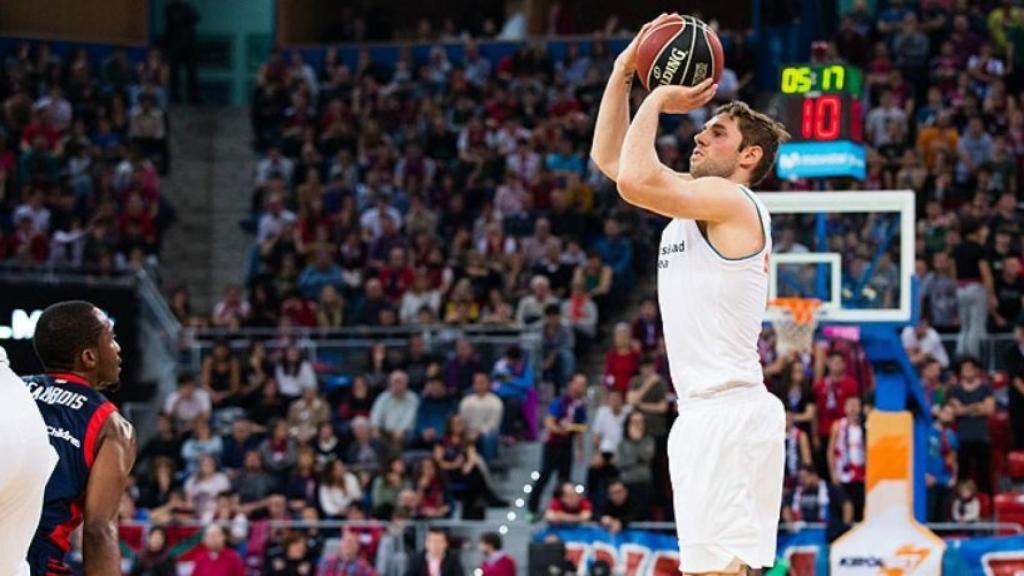 Causeur ante Baskonia. Foto: acb.com