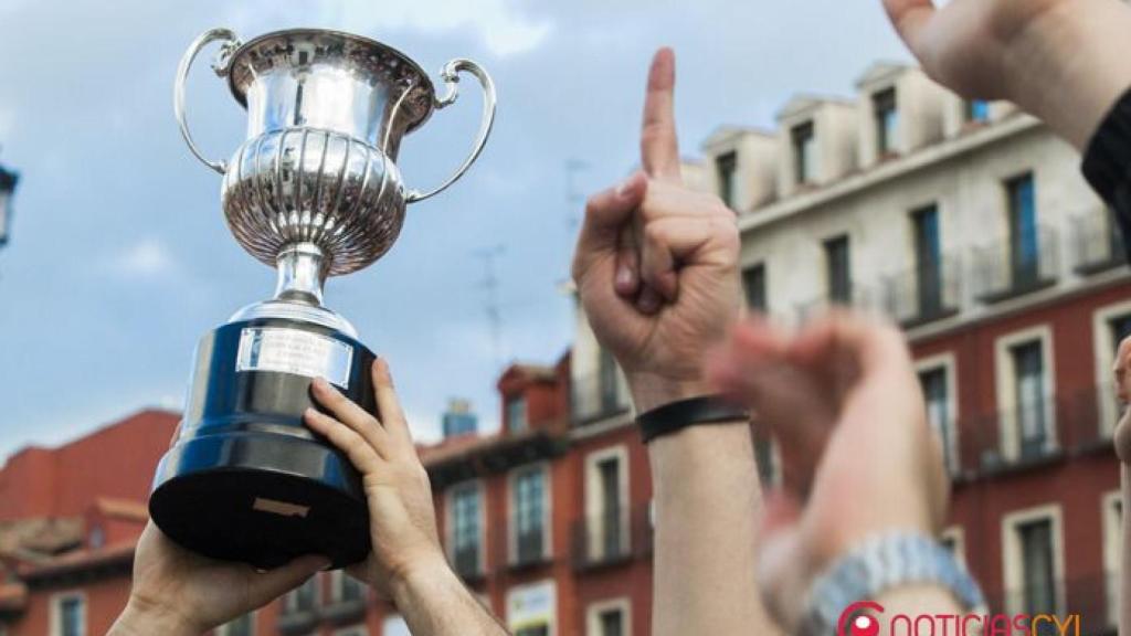 Fiesta de El Salvador tras ganar la Copa del Rey 6