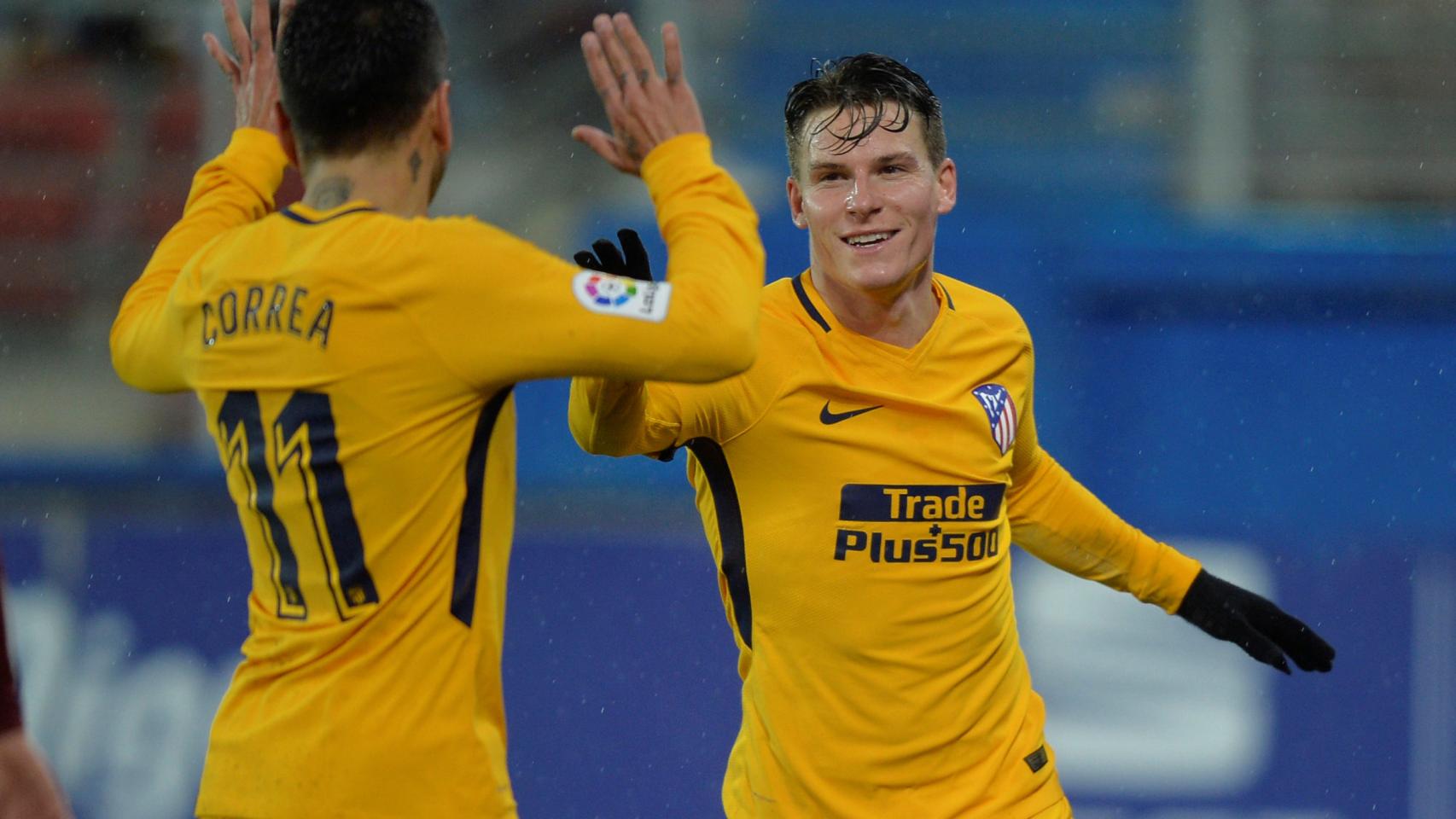 Kevin Gameiro celebra el gol.