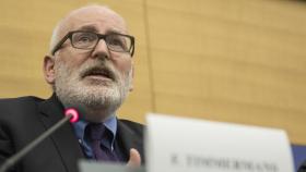 El vicepresidente Frans Timmermans, durante su rueda de prensa