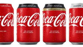 El color rojo se apodera de los nuevos envases de Coca-Cola.