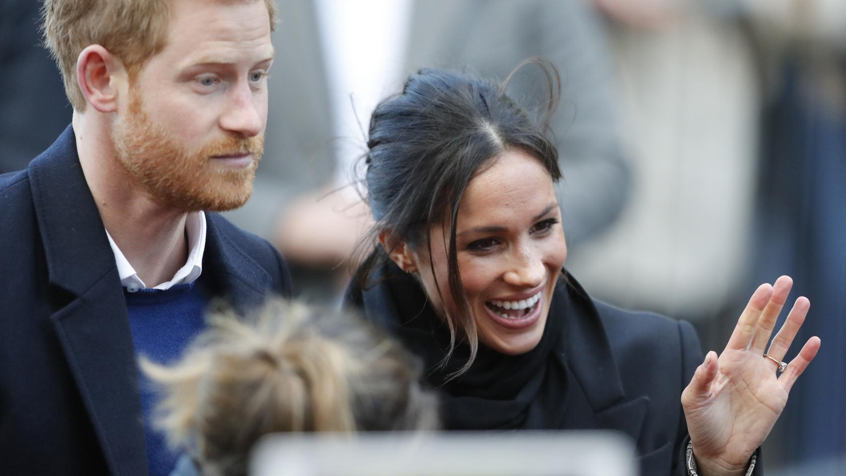 Harry y Meghan Markle en Gales.