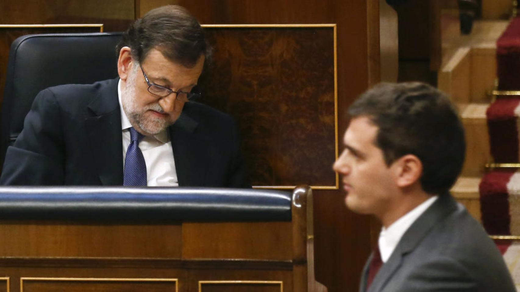 Rajoy y Rivera, durante un debate en el Congreso.