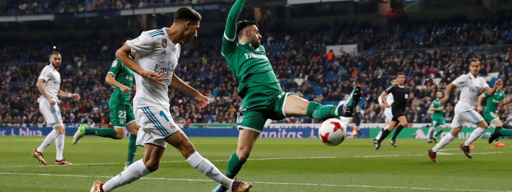 Achraf durante el Real Madrid - Leganés.