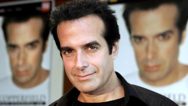 El mago David Copperfield, acusado de drogar y abusar de una menor.