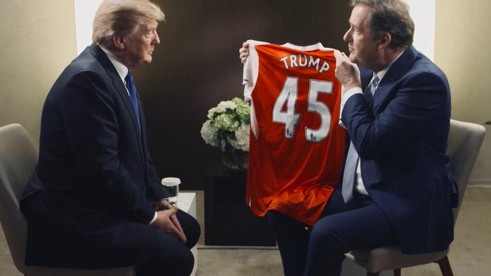 Donald Trump con el presentador Piers Morgan.