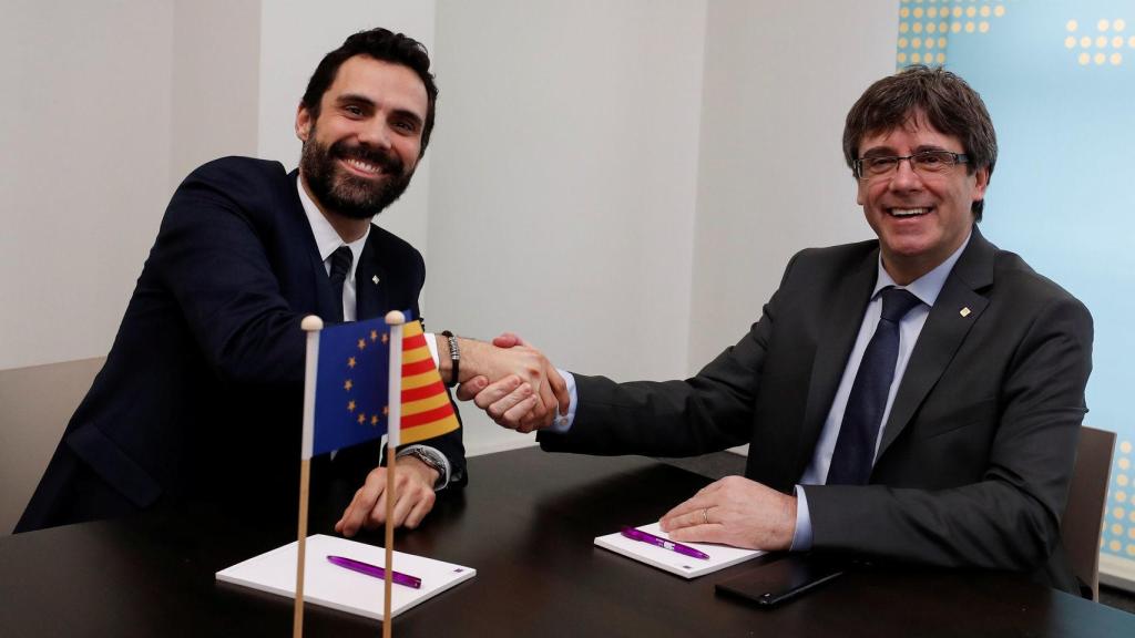 Roger Torrent y Carles Puigdemont, el pasado martes en Bruselas./