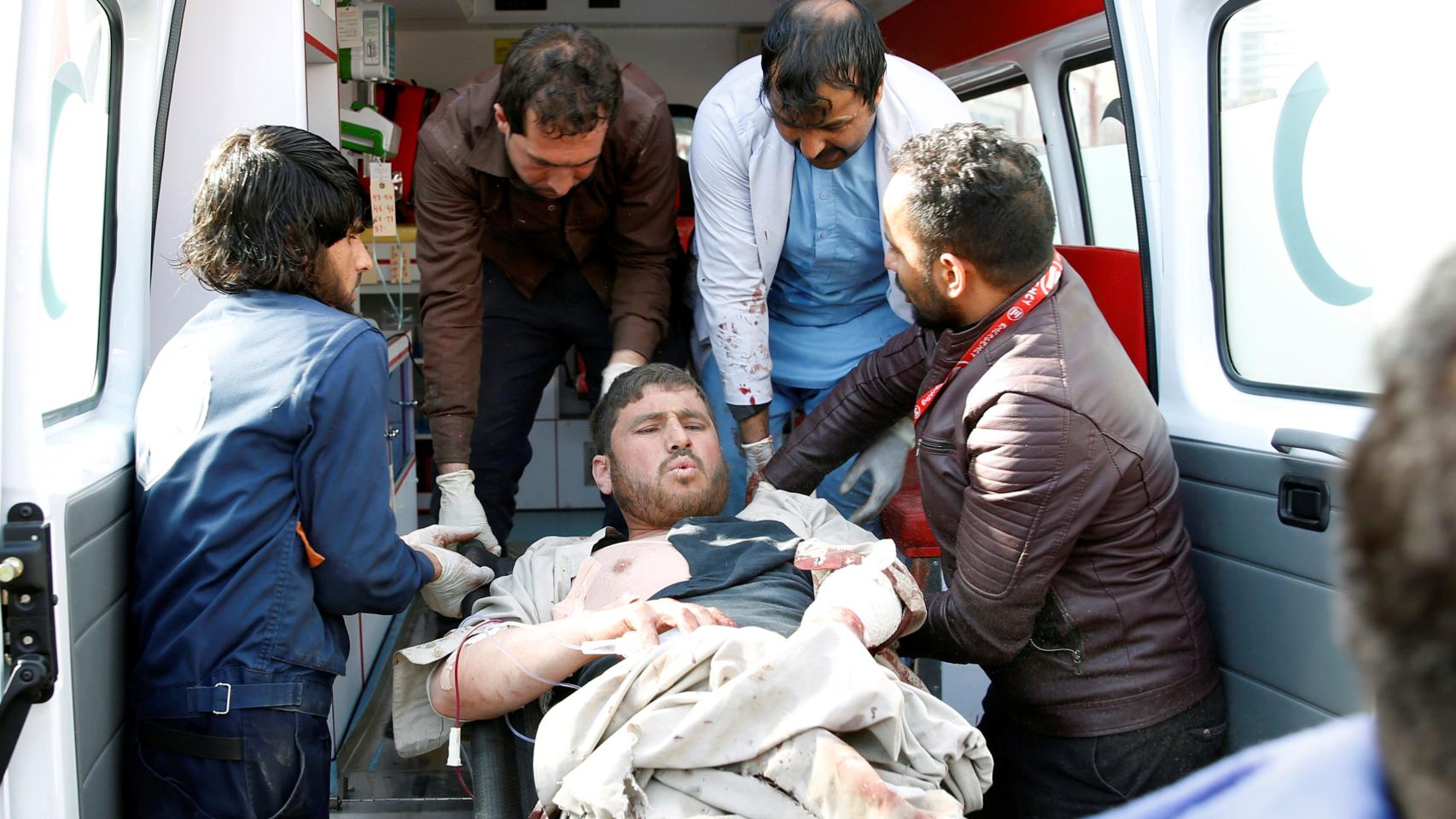 Los talibanes han reivindicado el atentado suicida en el centro de Kabul