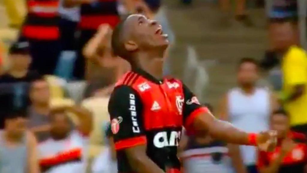 Vinicius se lamenta tras su fallo