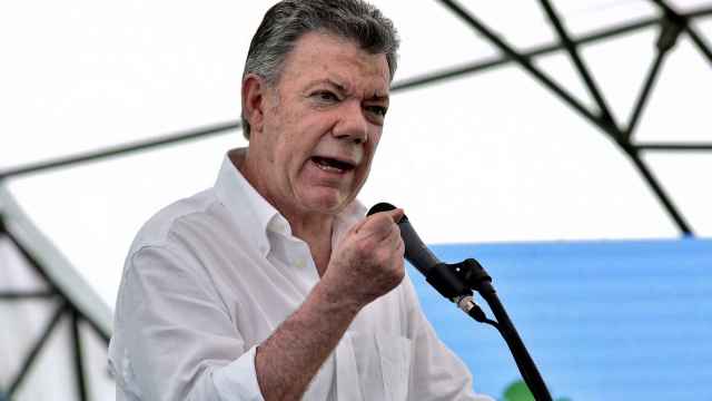 El presidente de Colombia, Juan Manuel Santos, ha suspendido el diálogo con ELN por los atentados.