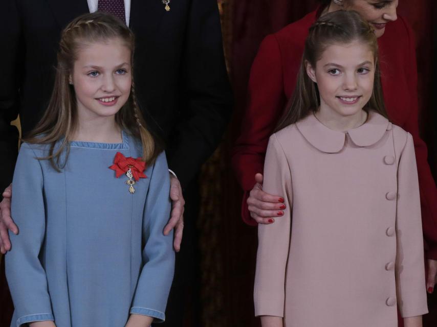 Las hermanas posan en el Palacio Real. Gtres.