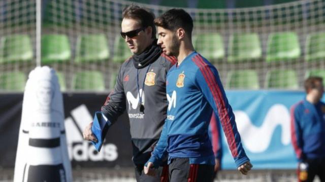 Lopetegui y Asensio en la Selección. Foto sefutbol.com