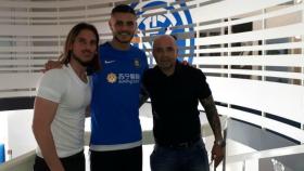 Icardi junto a Sampaoli. Foto Twitter (@Argentina)