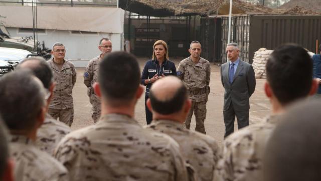 Cospedal, con las tropas españolas en Mali.