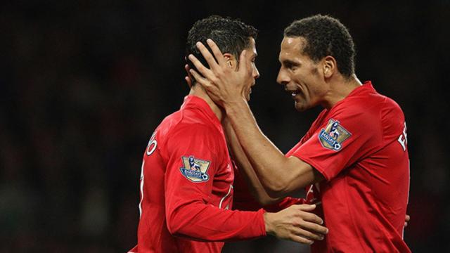 Ronaldo y Ferdinand en el United. Foto. manutd.com