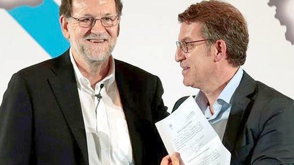 El presidente del Gobierno, Mariano Rajoy, con Alberto Núñez Feijóo.