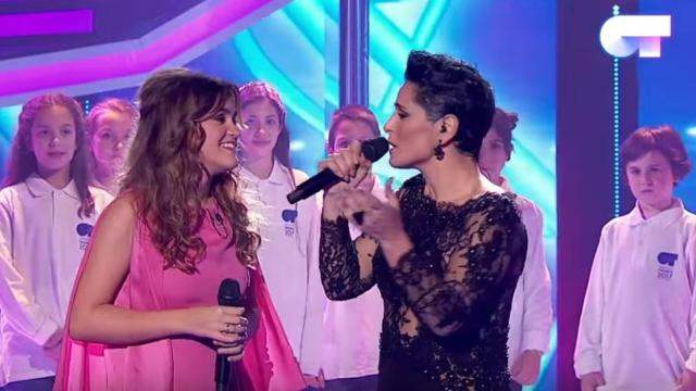 Amaia y Rosa, en la gala especial que hicieron entre OT1 y OT 2017.