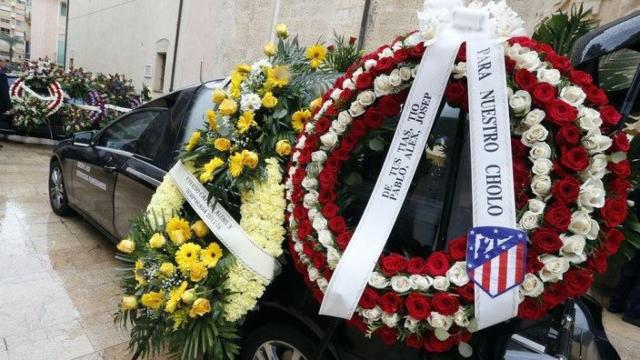 Coche fúnebre.