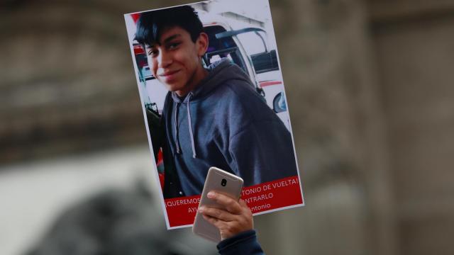 Manifestación durante la desaparición de Marco Antonio en Ciudad de México