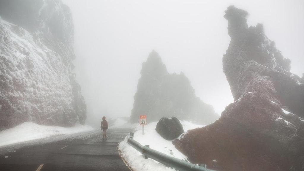 El camino hacia la cima. Roque de los Muchachos, La Palma.