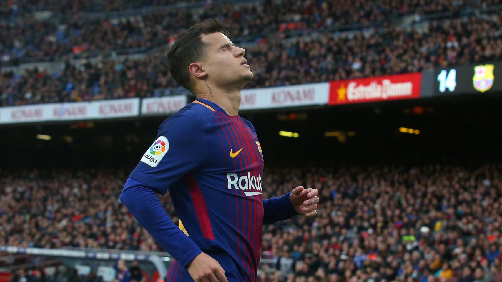 Coutinho se lamenta tras fallar una ocasión.