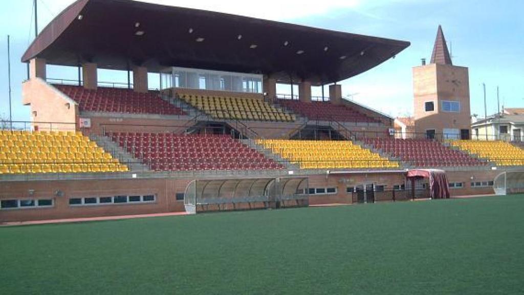 Estadio Mariano González en Navalcarnero.