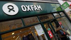 Un cartel de Oxfam en Londres.