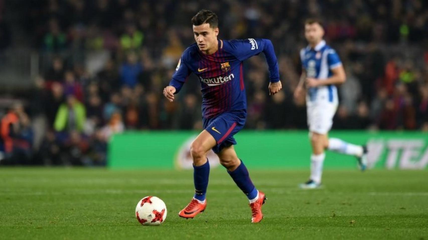 Coutinho conduce el balón ante el Espanyol. Foto: fcbarcelona.com