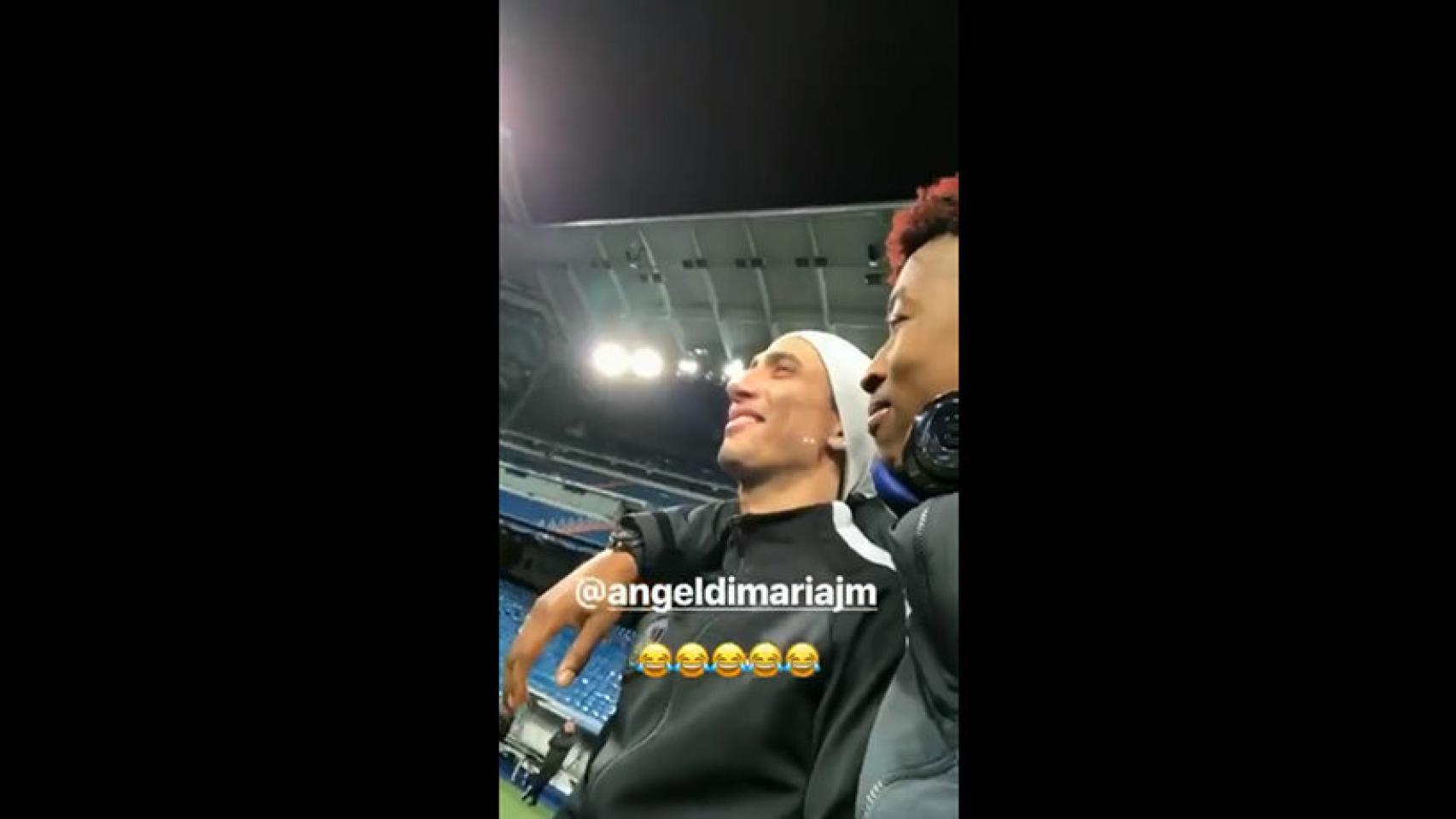 El fideo junto a Kimpembe. Vídeo: Instagram @kimpembe3