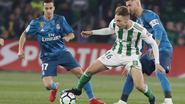 Lucas Vázquez y Sergio Ramos, contra el Betis