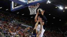 Ayón, en el Real Madrid-Barcelona Lassa