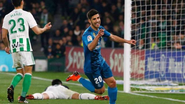 Asensio celebrando contra el Betis