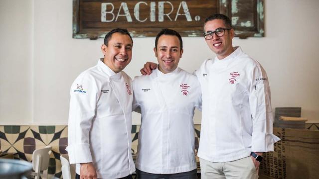 Bacira - Gabriel Zapata, Vicente de la Red y Carlos Langreo