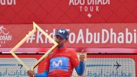Alejandro Valverde celebra su victoria en el Tour de Abu Dhabi.
